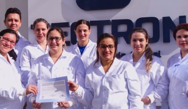 Team of the Tectron Laboratory with the Eplna certificate.